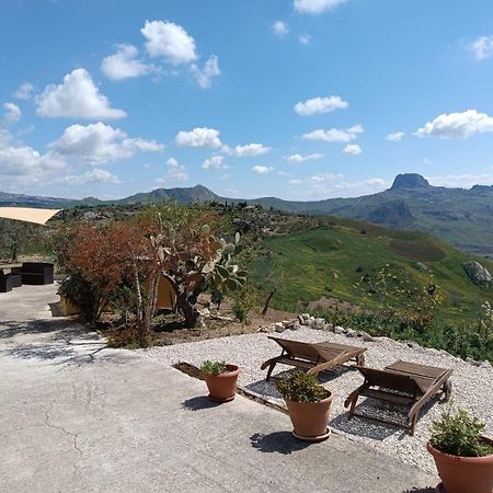 Casa Vacanze Sicilia Casteltermini Экстерьер фото